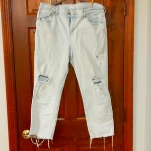 Boyfriend cut capris